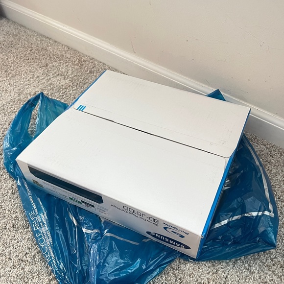 Samsung DVD player - Picture 2 of 3